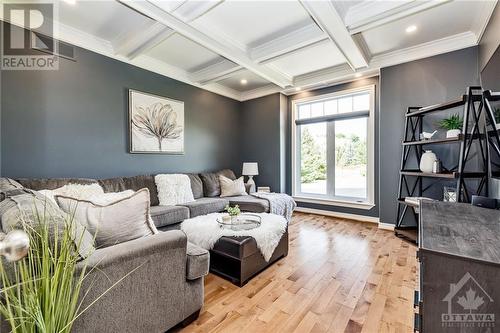 116 Lady Lochead Lane, Carp, ON - Indoor Photo Showing Living Room