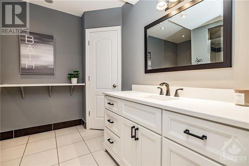 116 Lady Lochead Lane, Carp, ON - Indoor Photo Showing Bathroom