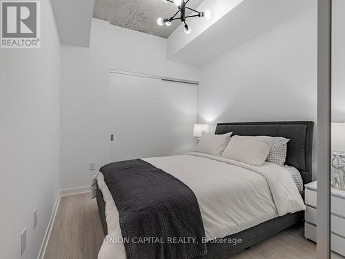 701 - 195 Mccaul Street, Toronto, ON - Indoor Photo Showing Bedroom