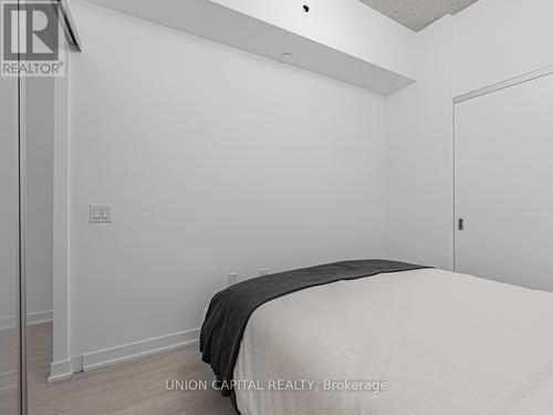 701 - 195 Mccaul Street, Toronto, ON - Indoor Photo Showing Bedroom