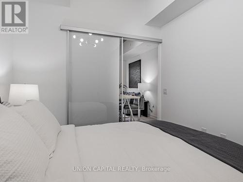 701 - 195 Mccaul Street, Toronto, ON - Indoor Photo Showing Bedroom