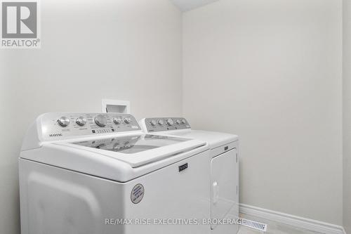 2699 Delmar Street, Kingston (City Northwest), ON - Indoor Photo Showing Laundry Room