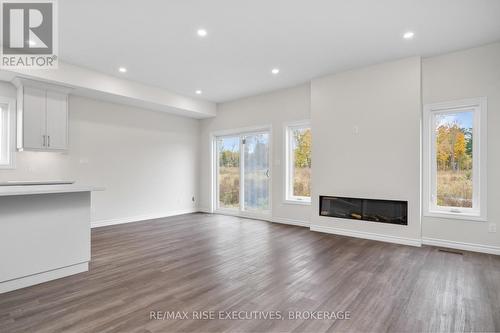 2699 Delmar Street, Kingston (City Northwest), ON - Indoor With Fireplace