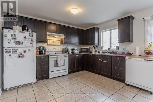 21A Townline Road E, St. Catharines, ON - Indoor Photo Showing Kitchen