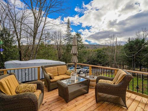 Terrasse - 138 Ch. Boyer, Saint-Sauveur, QC - Outdoor With Deck Patio Veranda