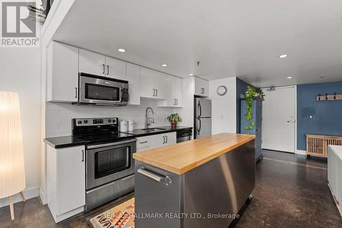 140 - 1173 Dundas Street E, Toronto, ON - Indoor Photo Showing Kitchen With Stainless Steel Kitchen