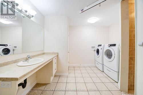 1701 Silverstone Crescent, Oshawa, ON - Indoor Photo Showing Laundry Room