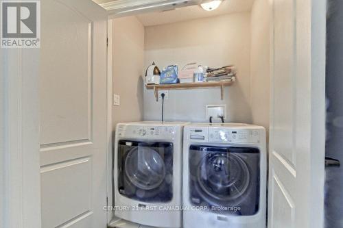 743 Guiness Way, London, ON - Indoor Photo Showing Laundry Room