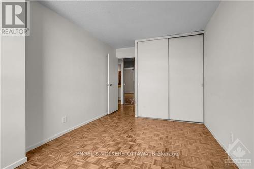 1007 - 2951 Riverside Drive, Ottawa, ON - Indoor Photo Showing Other Room