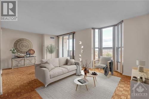 2951 Riverside Drive Unit#1007, Ottawa, ON - Indoor Photo Showing Living Room