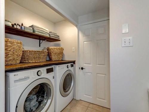 Bathroom - 35 Tsse Legault, Grenville-Sur-La-Rouge, QC - Indoor Photo Showing Laundry Room