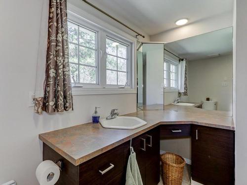 Bathroom - 35 Tsse Legault, Grenville-Sur-La-Rouge, QC - Indoor Photo Showing Bathroom