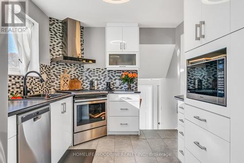 2 Buttercup Court, Toronto, ON - Indoor Photo Showing Kitchen With Upgraded Kitchen