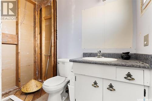 24 Arlington Street, Regina, SK - Indoor Photo Showing Bathroom