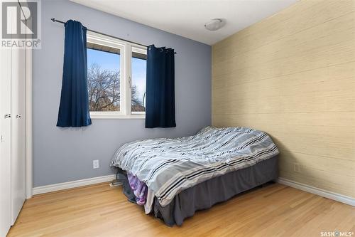 24 Arlington Street, Regina, SK - Indoor Photo Showing Bedroom