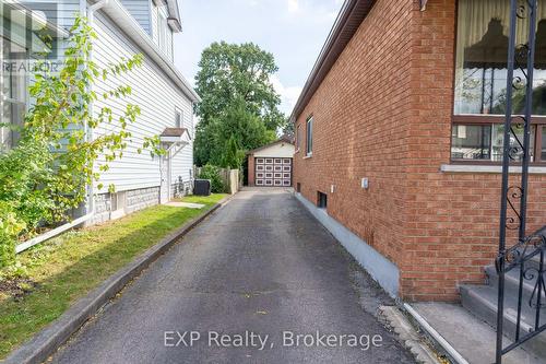 6286 Culp Street, Niagara Falls (216 - Dorchester), ON - Outdoor With Exterior