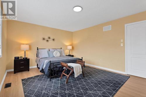 4 Muskox Drive, Toronto, ON - Indoor Photo Showing Bedroom