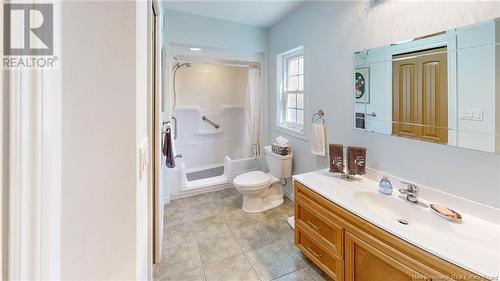 44 Cornelius Drive, Quispamsis, NB - Indoor Photo Showing Bathroom