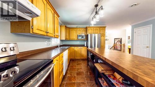 41 Huntingdale Drive, St. John'S, NL - Indoor Photo Showing Kitchen