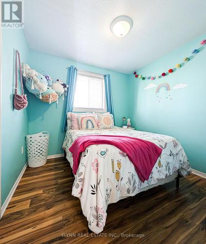 3118 Riselay Avenue, Fort Erie, ON - Indoor Photo Showing Bedroom