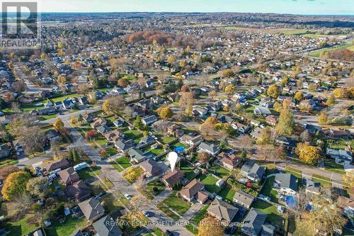 30 Rolling Acres Drive, Welland, ON - Outdoor With View