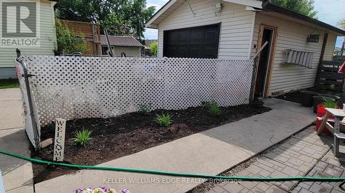 112 Rosewood Road, Hamilton, ON - Outdoor With Deck Patio Veranda With Exterior