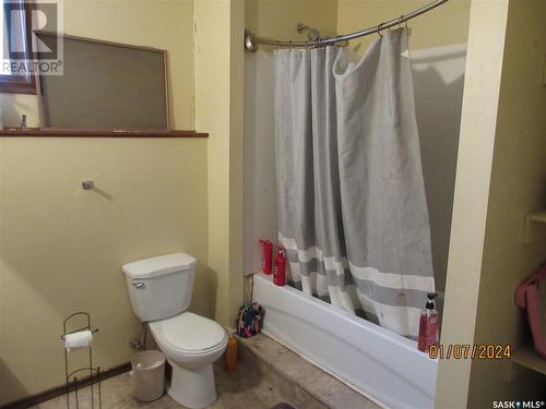 59 Andre Avenue, Regina, SK - Indoor Photo Showing Bathroom