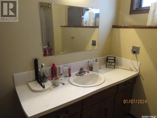 59 Andre Avenue, Regina, SK - Indoor Photo Showing Bathroom