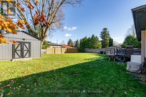 9 Hazelbury Drive, King, ON - Outdoor