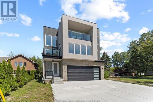 150 Lakewood Drive, Amherstburg, ON - Outdoor With Facade