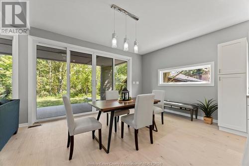 150 Lakewood Drive, Amherstburg, ON - Indoor Photo Showing Dining Room