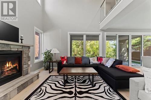 150 Lakewood Drive, Amherstburg, ON - Indoor Photo Showing Living Room With Fireplace