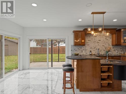 3365 St Patrick'S Drive, Windsor, ON - Indoor Photo Showing Kitchen