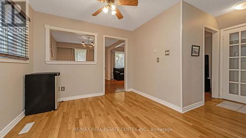 14 Simmons Boulevard, Brampton, ON - Indoor Photo Showing Other Room