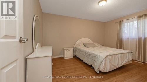 14 Simmons Boulevard, Brampton, ON - Indoor Photo Showing Bedroom