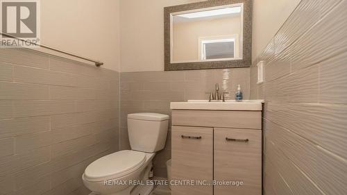 14 Simmons Boulevard, Brampton, ON - Indoor Photo Showing Bathroom