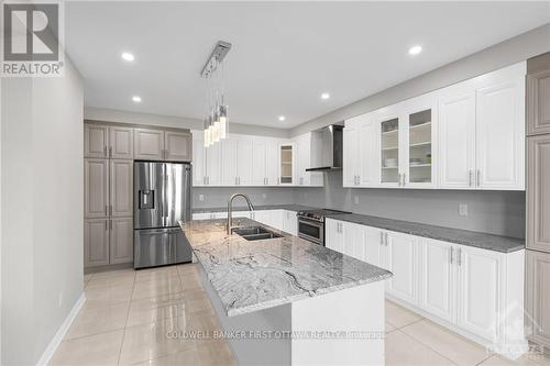 125 Paloma Circle, Ottawa, ON - Indoor Photo Showing Kitchen With Stainless Steel Kitchen With Double Sink With Upgraded Kitchen