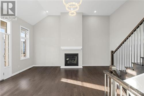 125 Paloma Circle, Ottawa, ON - Indoor With Fireplace