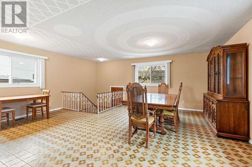 270 Currell Avenue, Ottawa, ON - Indoor Photo Showing Dining Room