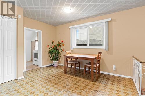 270 Currell Avenue, Ottawa, ON - Indoor Photo Showing Dining Room