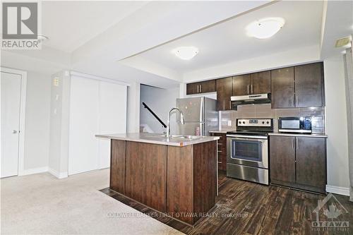 783 Chapman Mills Drive, Ottawa, ON - Indoor Photo Showing Kitchen