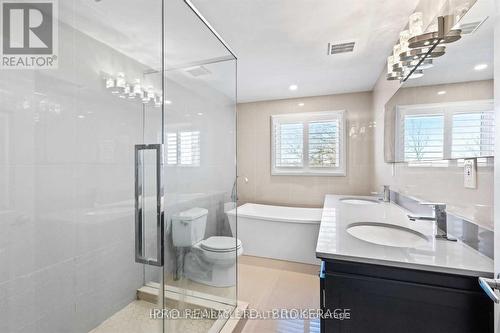 8357 Beaverdams Road, Niagara Falls, ON - Indoor Photo Showing Bathroom