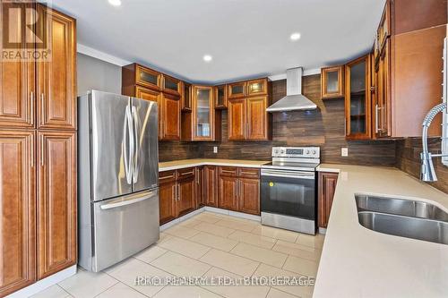 8357 Beaverdams Road, Niagara Falls, ON - Indoor Photo Showing Kitchen With Double Sink