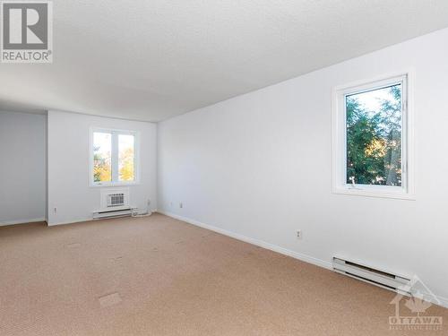 5 Henry Goulburn Way Unit#I, Stittsville, ON - Indoor Photo Showing Other Room