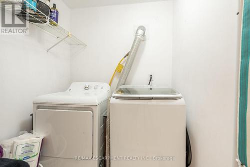 138 Beaverbrook Avenue, Hamilton, ON - Indoor Photo Showing Laundry Room