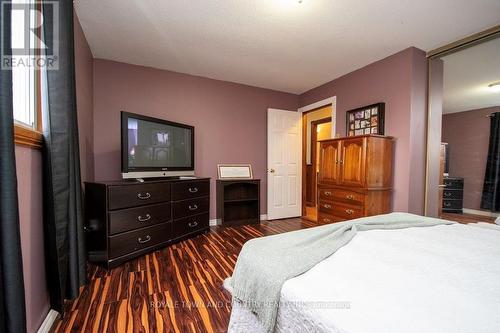 247 Corbett Drive, Kawartha Lakes (Pontypool), ON - Indoor Photo Showing Bedroom