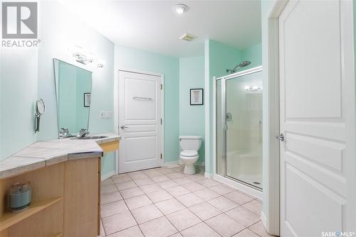 230 Brookhurst Crescent, Saskatoon, SK - Indoor Photo Showing Bathroom