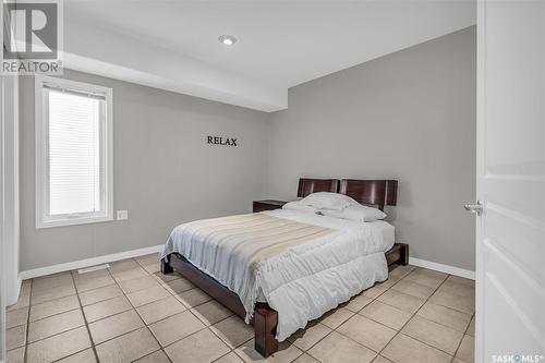 230 Brookhurst Crescent, Saskatoon, SK - Indoor Photo Showing Bedroom