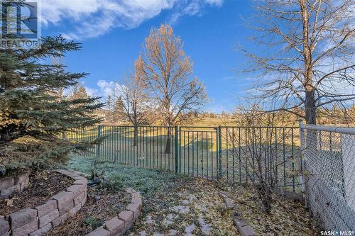 230 Brookhurst Crescent, Saskatoon, SK - Outdoor