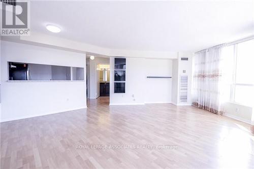 912 - 3050 Ellesmere Road, Toronto, ON - Indoor Photo Showing Other Room